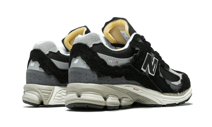 New Balance 2002R Protection Pack Black