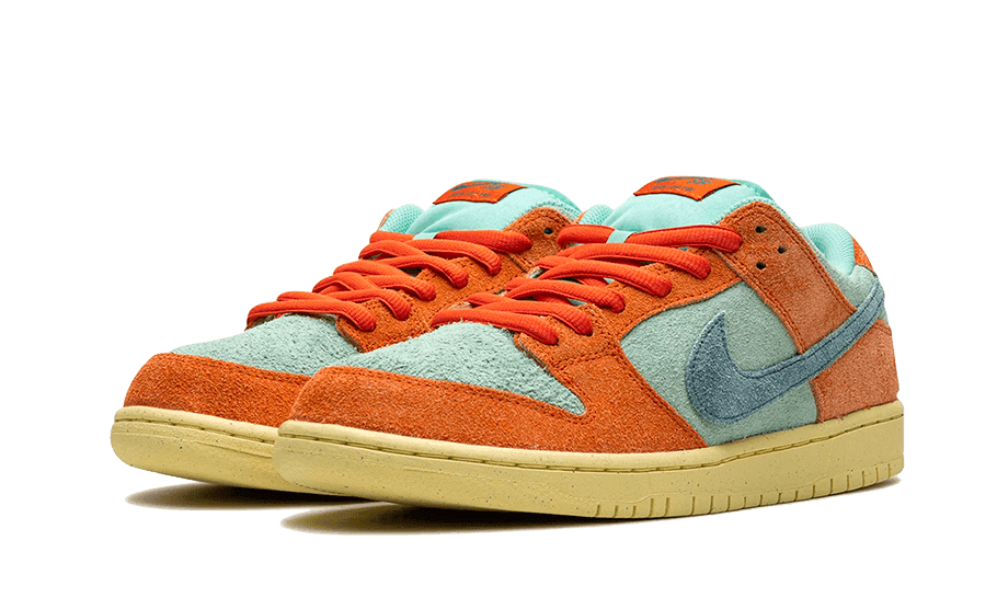 Nike SB Dunk Low Orange Emerald Rise