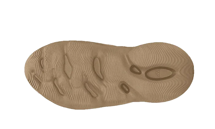 Adidas Yeezy Foam RNNR Clay Taupe