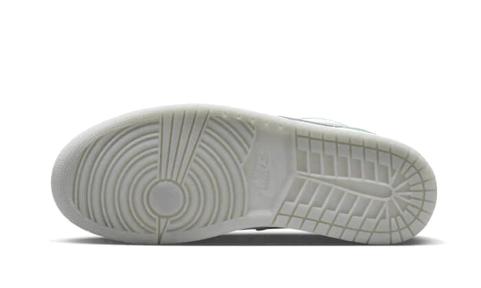 Air Jordan 1 Low SE New Emerald Grey