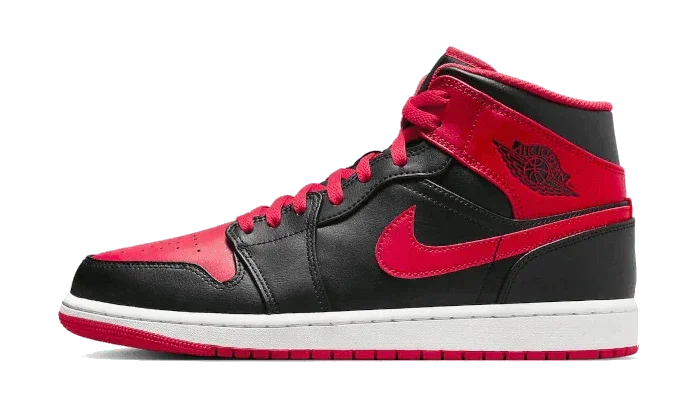 Air Jordan 1 Mid Alternate Bred (2022)