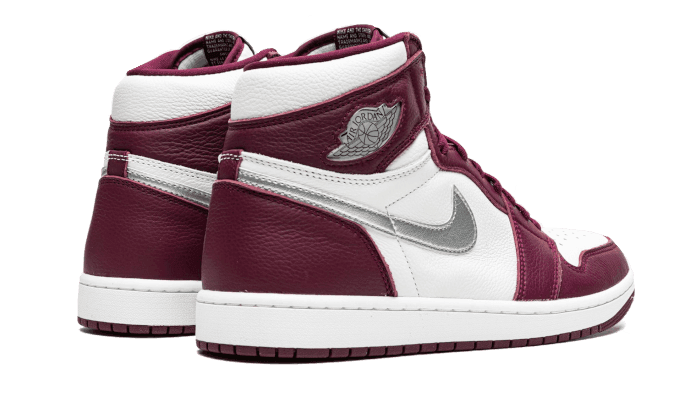 Air Jordan 1 Retro High OG Bordeaux