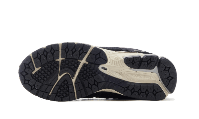 New Balance 1906D Protection Pack Black