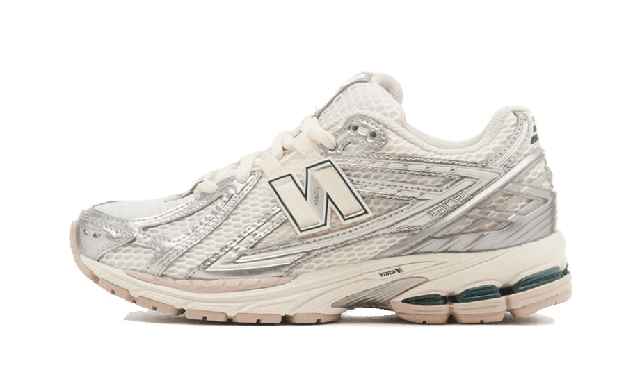 New Balance 1906R Silver Metallic Cream