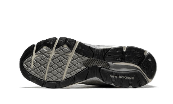 New Balance 990 V3 Patta Keep Your Family Close