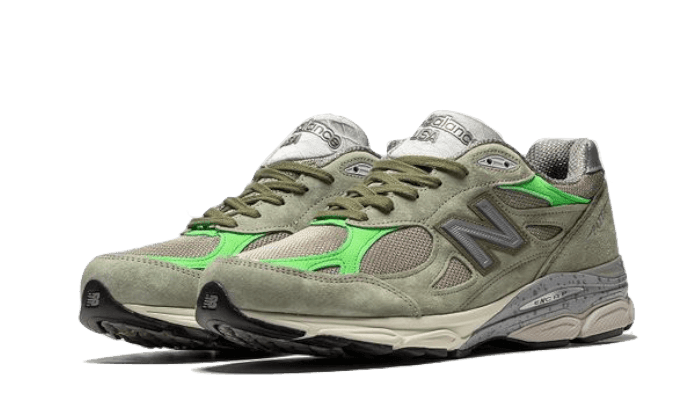 New Balance 990 V3 Patta Keep Your Family Close