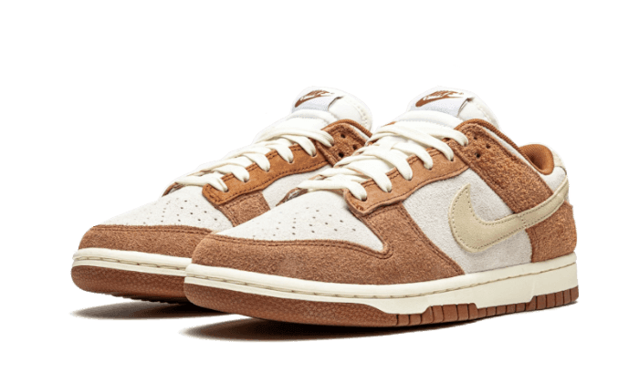 Nike Dunk Low Medium Curry