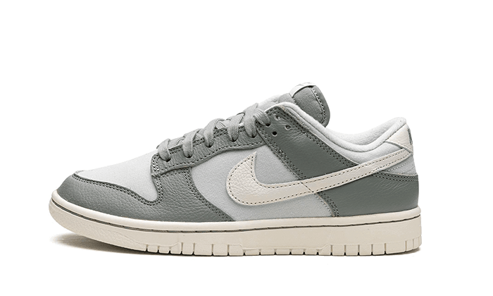 Nike Dunk Low Mica Green
