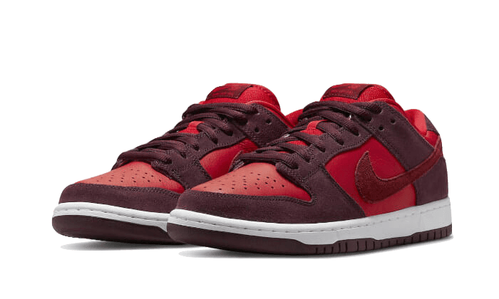Nike SB Dunk Low Cherry