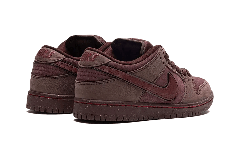 Nike SB Dunk Low City Of Love Burgundy Crush