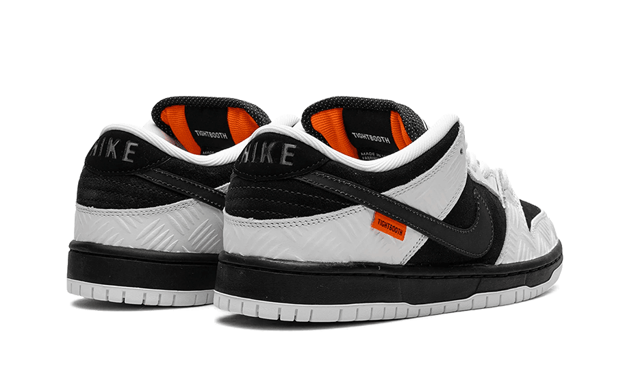 Nike SB Dunk Low TIGHTBOOTH
