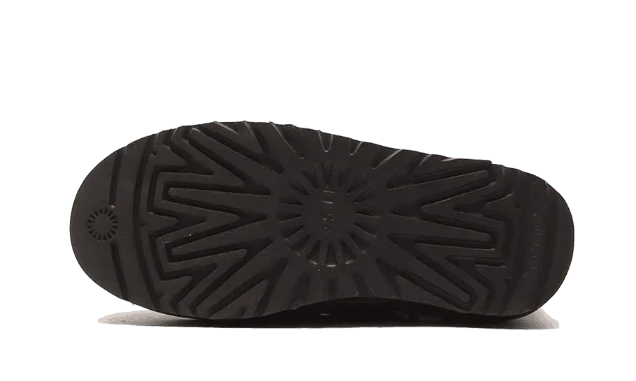 UGG Neumel Platform Chelsea Boot Smoke Plum